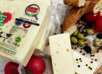 TUZLU MANYAS MİHALİÇ (Ağlayan)KELLE İNEK PEYNİRİ 1000 gr